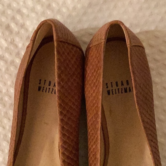 Stuart Weitzman Camel color lizard embossed round toe  flat shoes # 7 N. - Picture 8 of 8